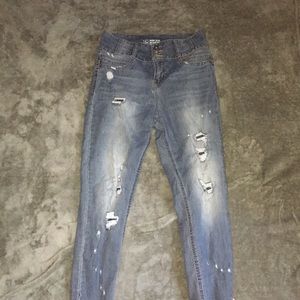 No Boundaries jeans